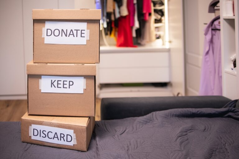 minimalism, decluttering by personality type
