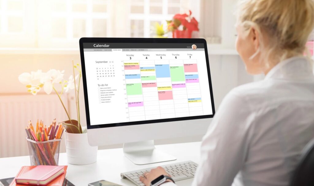 tech-savvy organizer